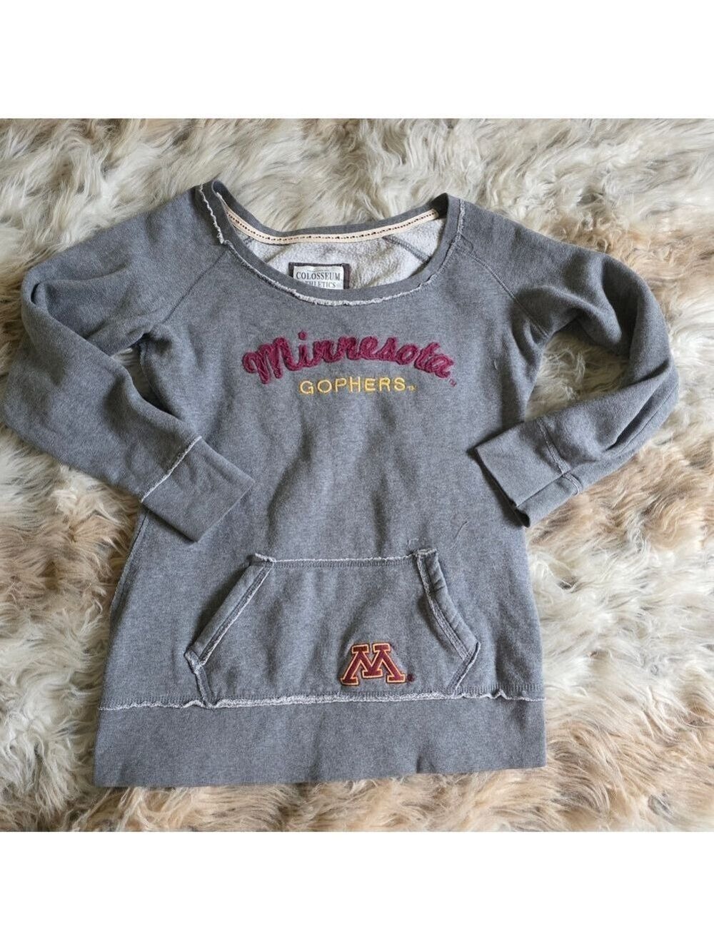 Colosseum Minnesota Gophers Gray Sweatshirt Large